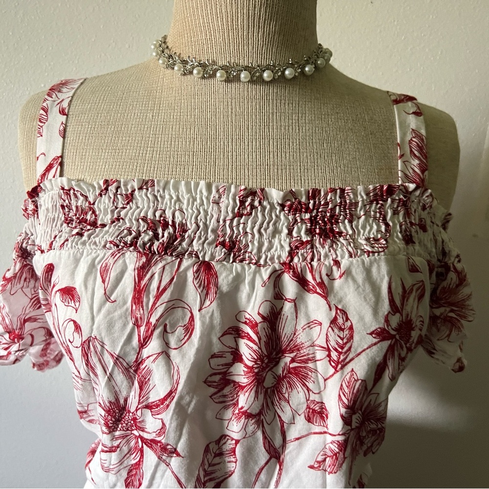 Julia Jordan - Red and White Floral Dress